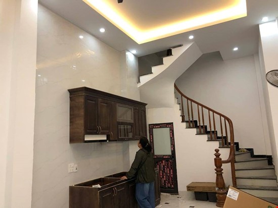 Cần bán nhà tại phố Hoàng Mai, quận Hoàng Mai nhà mới ở luôn