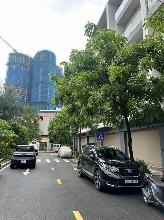 SIÊU PHẨM LIỀN KỀ QUẬN THANH XUÂN, 6 TẦNG THANG MÁY MỚI TINH, ĐƯỜNG Ô TÔ SIÊU RỘNG.