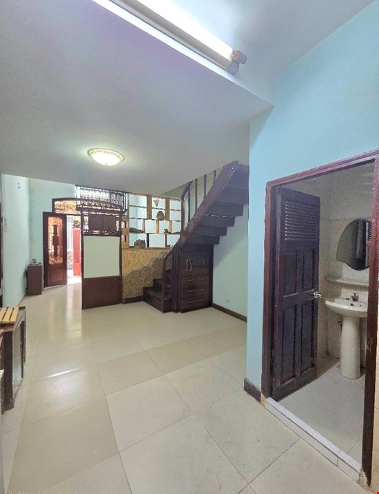 Bán nhà 50m2 Đất Thánh, 5 tầng, 3PN, sân thượng 7 tỷ