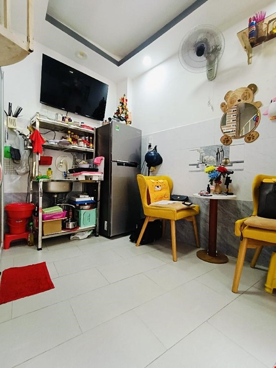 Bán nhà Nguyễn Thái Bình, 3 tầng 2PN hẻm thông Xuân Diệu