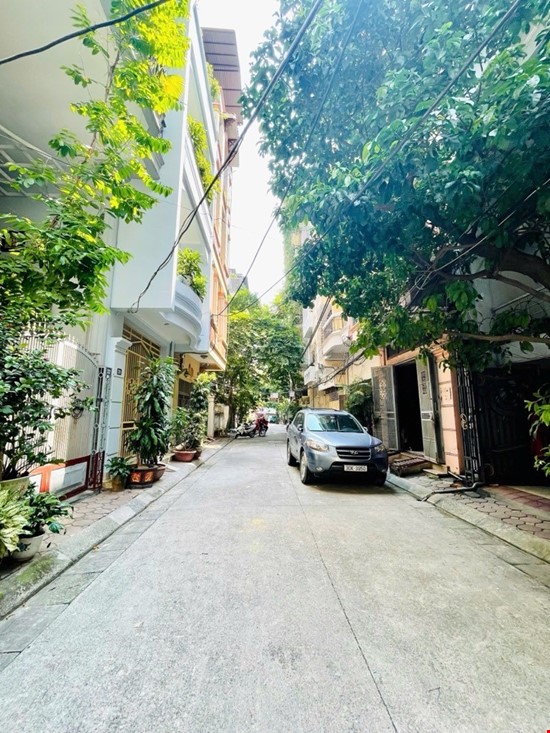 Bán nhà lạc trung phân lô 4 tầng vỉa hè 2 ô tô dừng đỗ kinh doanh hai bà trưng