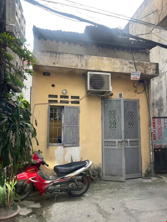 Bán đất 42M ngõ 281 trương định ngõ thông gần phố hoàng mai