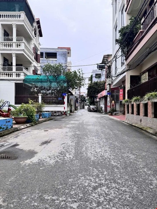 Giảm chào thẳng tay 1 tỷ minh khai bán 83M tặng nhà 2 mặt ngõ to như phố hai bà trưng
