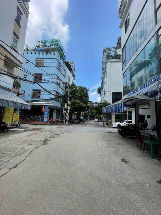 Bán nhà kim đồng giáp bát 4 tầng 103M ô tô tảu tránh dừng đỗ kinh doanh hoàng mai