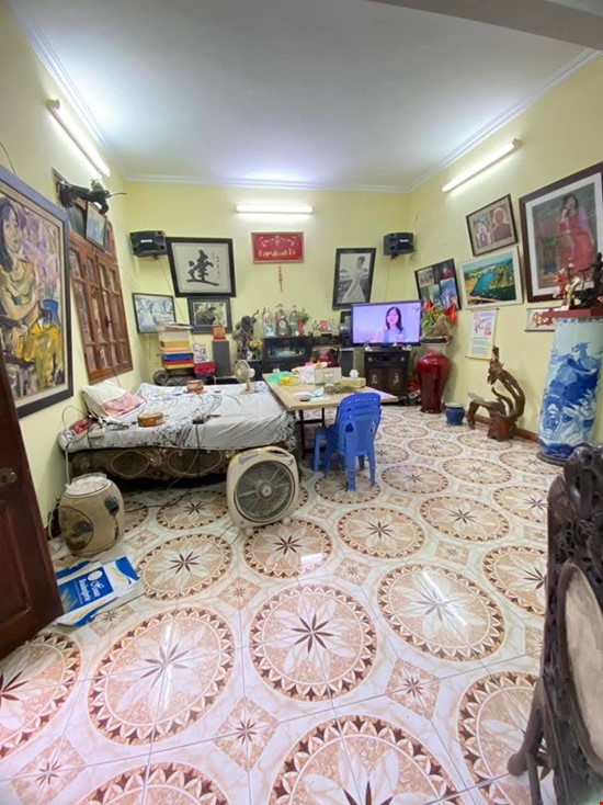 Cần bán nhà Vũ Hữu, quận Thanh Xuân 196m xây ccmn, biệt thự, giá 20 tỷ