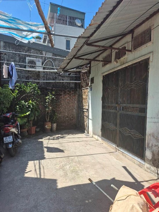 Tam trinh bán 108M đất ô tô tánh vào đất kinh doanh hoàng mai