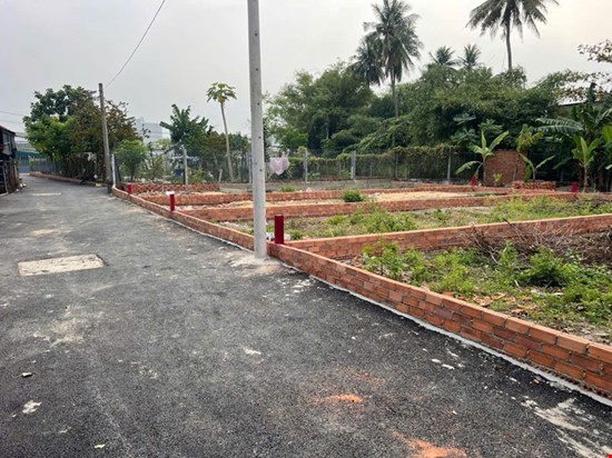 Chủ cần bán gấp 4 lô đất liền kề hẻm đường 102, Phường Tăng Nhơn Phú A, Tp. Thủ đức 4,6 tỷ