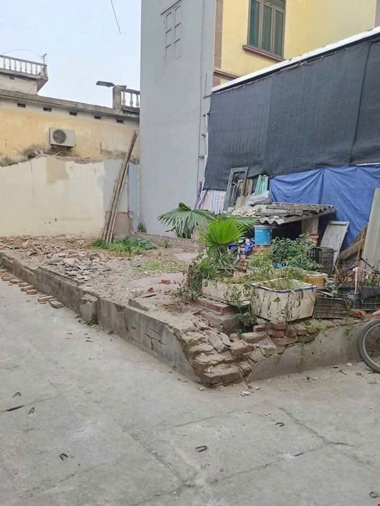 Giảm chào 17 tỷ cần bán 100M đất lô góc giáp nhị hoàng mai