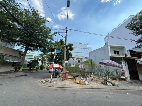 Bán đất Quận 7 góc 2mt đường 1 chợ Tân Mỹ dt 8x20m giá 30,5 tỷ