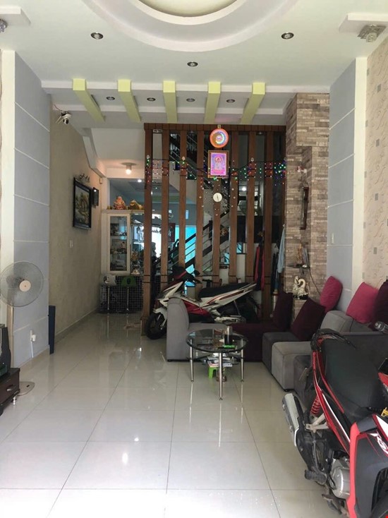 Cho thuê nhà đường số 44,Quận 7 dt 4x19m, 3 lầu