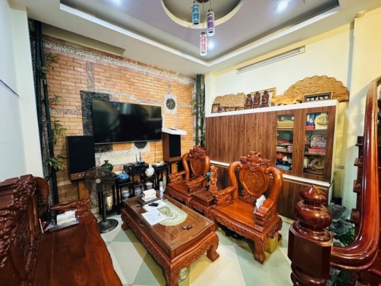 Bán nhà phố Phan Văn Trường, 40m2, ngõ thông ô tô kinh doanh, bao đẹp HOT