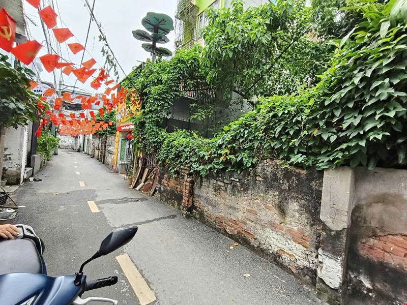 ban-dat-thuy-linh-115m-o-to-tranh-vao-dat-hoang-mai-pr144094