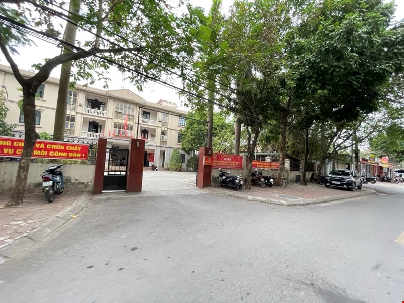 ban-dat-mat-pho-ngoc-tri-thach-ban-130m-long-bien-pr143176
