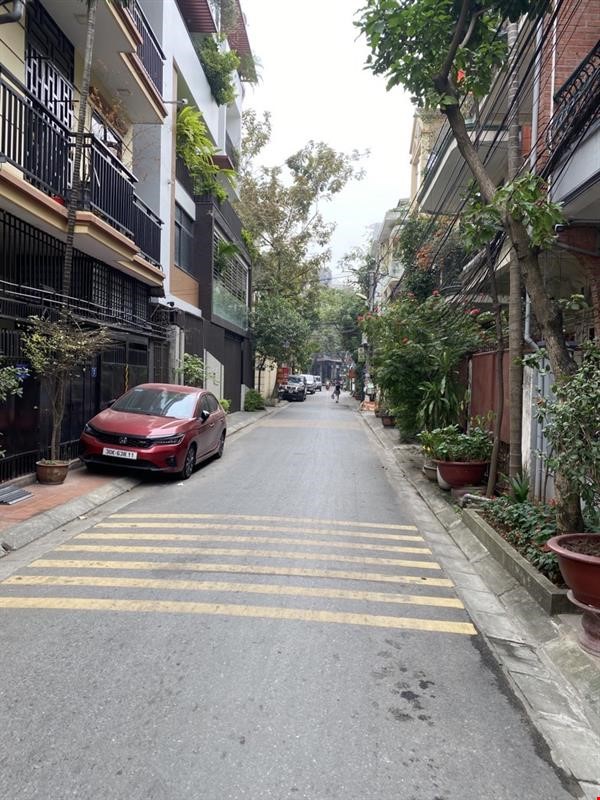 ban-75m-tam-trinh-tang-nha-phan-lo-via-he-2-o-to-tranh-kinh-doanh-hoang-mai-pr144175