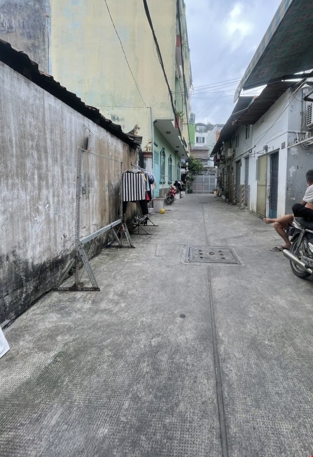 ban-nha-nguyen-son-34m2-3-ty-5-shr-vuong-vuc-pr144120