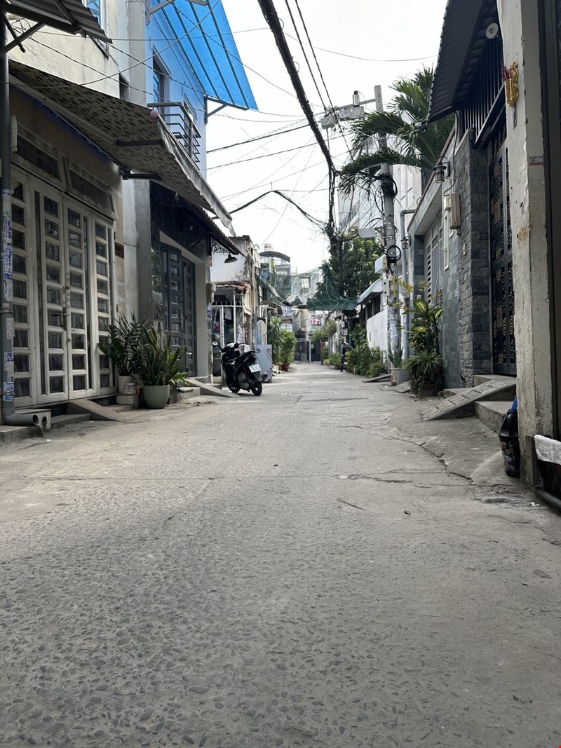 go-vap-gan-dai-hoc-van-lang-–-30m2-–-2-tang-moi-cong-–-hem-1-truc-5m-–-chi-3-ty-55-pr144389