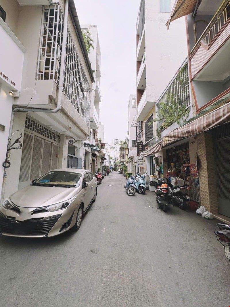 hem-6m-xe-hoi-tranh--hoang-sa-cach-100m--80m2--ngang-4m--chi-hon170trm2-pr143250