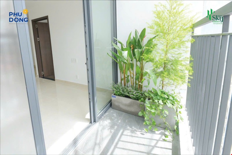 can-goc-73m2-re-nhat-phu-dong-sky-garden-2pn2wc-view-dep-pr143056