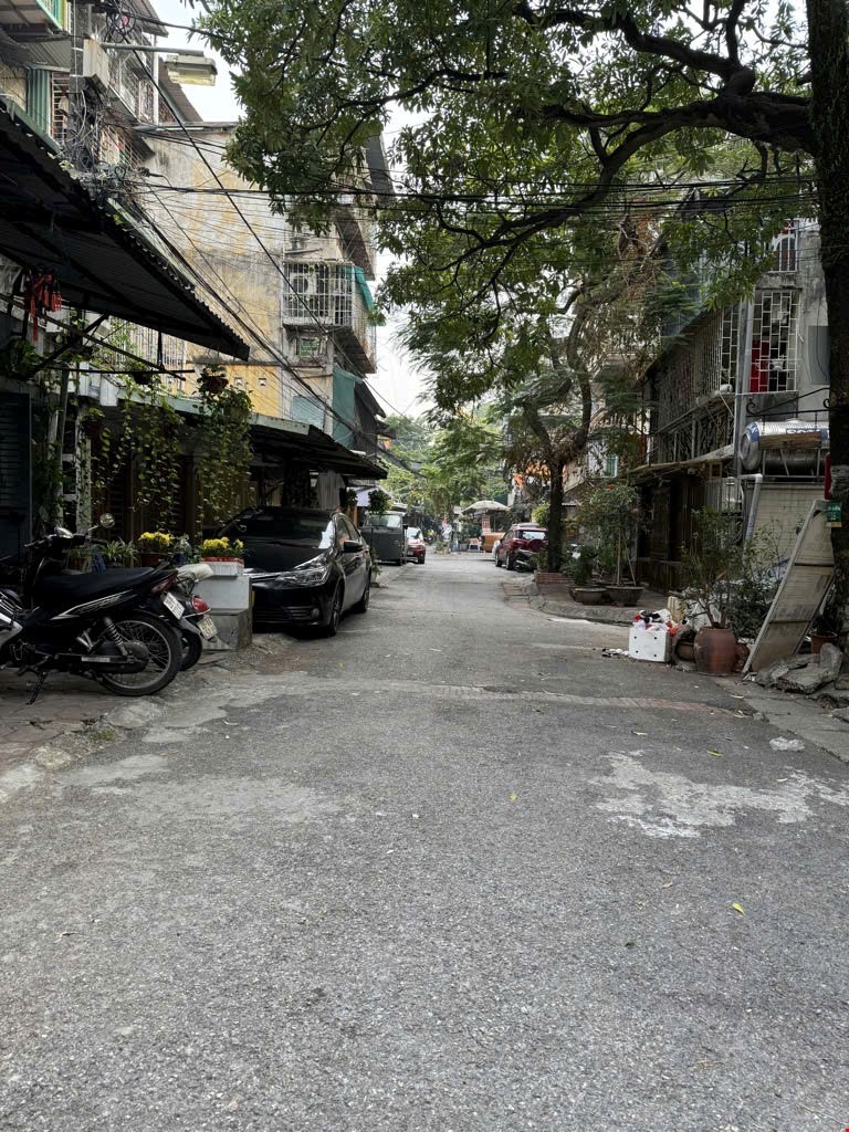 ban-nha-tap-the-tang-1-bach-khoa-o-to-tranh-kinh-doanh-sam-uat-hai-ba-trung-pr143081