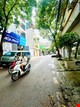 ban-92m-linh-nam-tang-nha-lo-goc-nhieu-o-to-tranh-hoangf-mai-pr143780