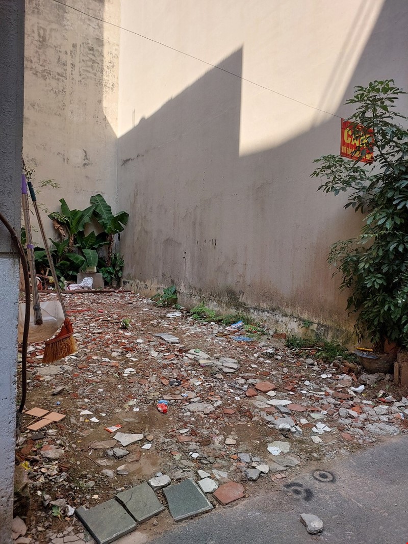 ban-lo-dat-gan-ho-tay-lac-long-quan-cau-giay-o-to-vao-dat-pr144332